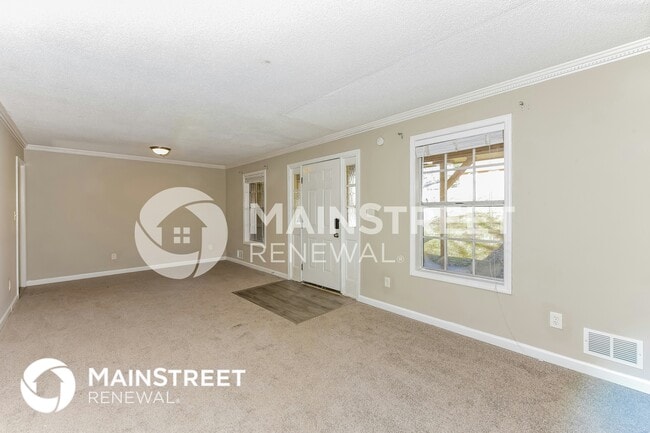 Building Photo - 4868 Zinzendorf Dr