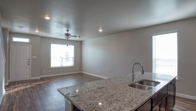 Building Photo - 1626 Lummus Dr