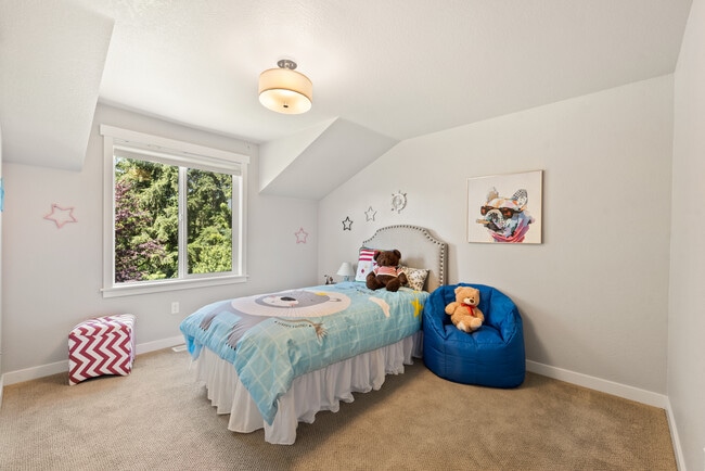 Building Photo - 6119 114th Ave NE