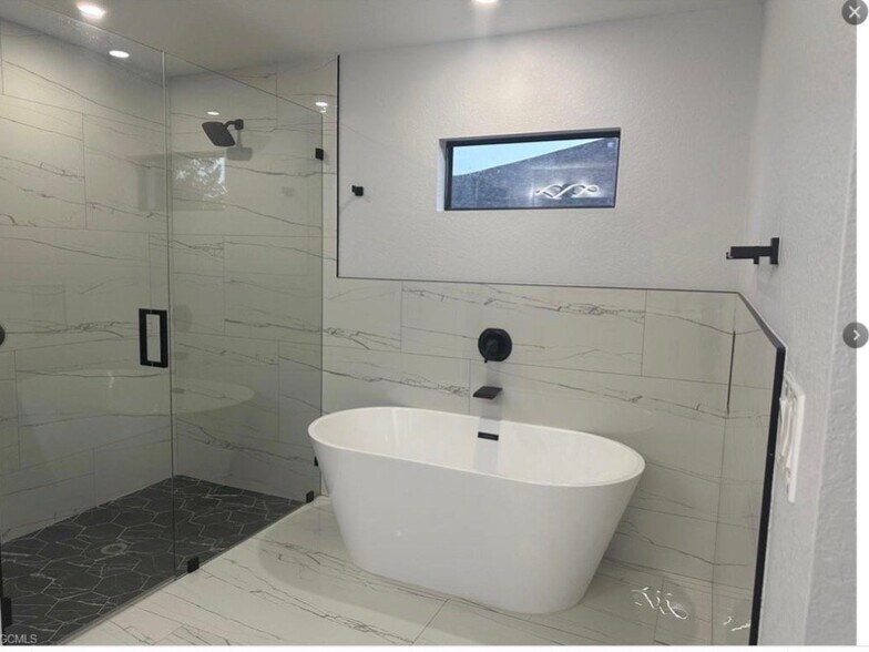 Building Photo - 2803 49th St W