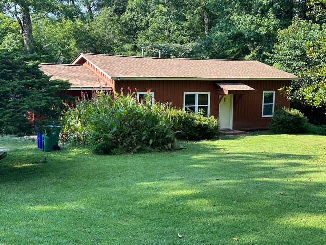 Building Photo - 5066 Rockbridge Rd SW