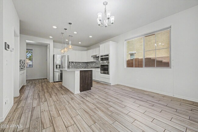 Building Photo - 1575 W Marlin Dr