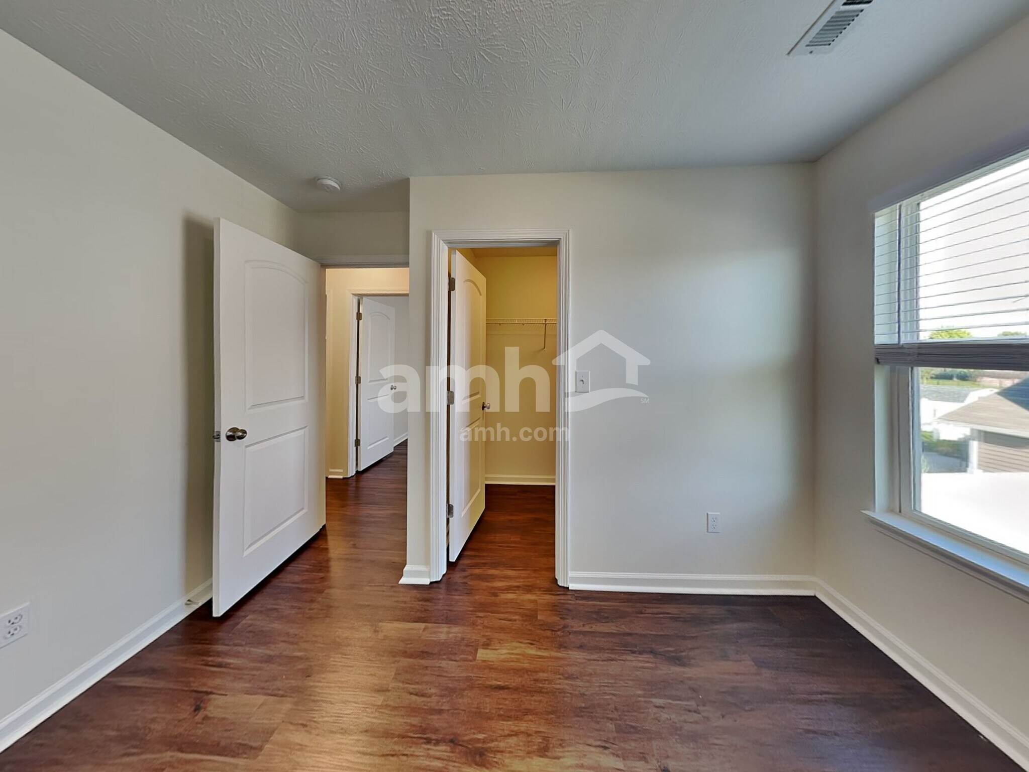 Building Photo - 222 Rambling Rd