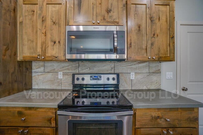 Building Photo - 187 N 44th Pl