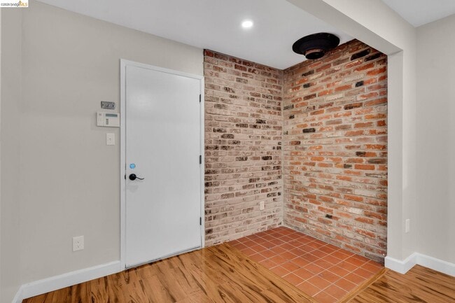 Building Photo - 3300 Concord Ave