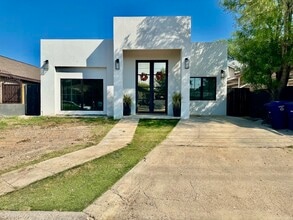 Building Photo - 4705 San Francisco Ave