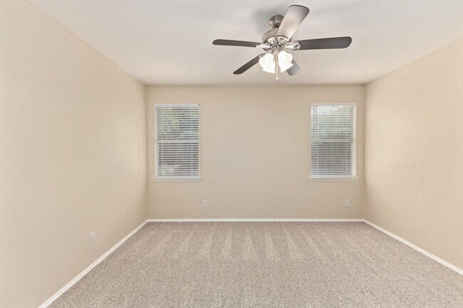 Building Photo - 3905 Hawkins Dr