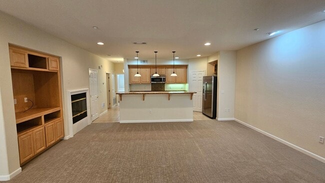 Building Photo - The Courtyards at Dublin Ranch 2Bed/2 Full Bath