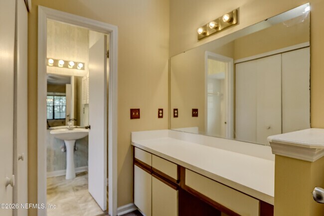 Building Photo - 3476 Raymur Villa Dr