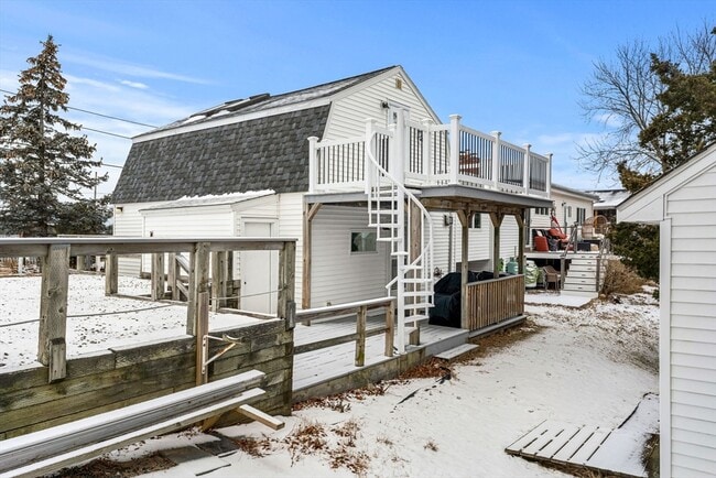 Building Photo - 5 I St