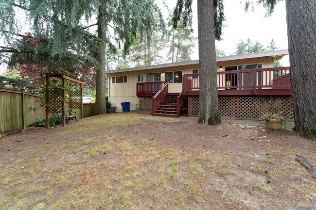 Building Photo - 12647 SE 54th St