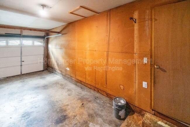 Building Photo - 620 E Euclid Ave