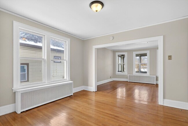 Building Photo - 93 Homestead Ave