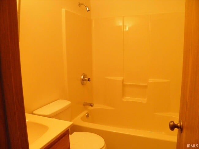 Building Photo - 5217 Raubs Ln