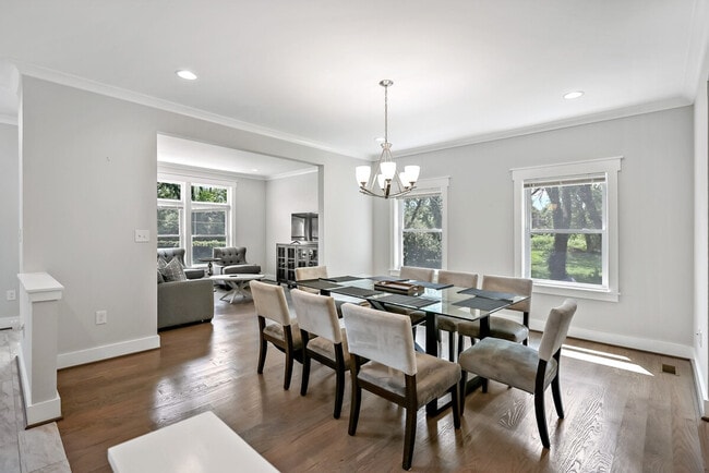 Building Photo - 2901 Random Rd