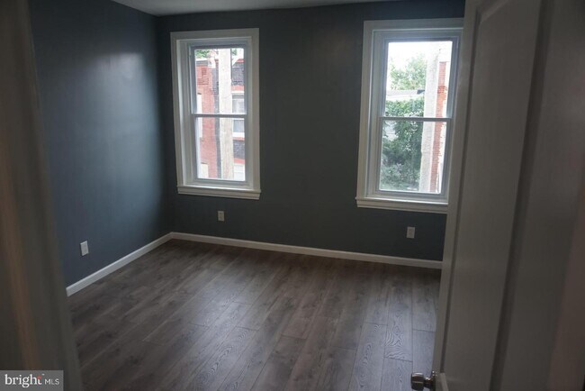 Primary Photo - 2246 N Gratz St