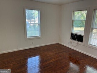 Building Photo - 720 Baker St