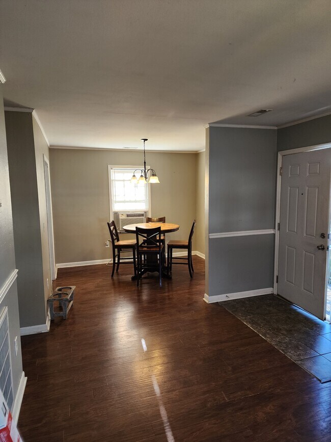 Building Photo - 1125 FRANCES ST