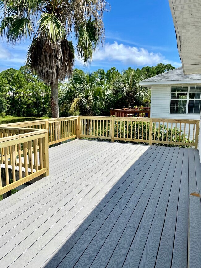 Master bedroom deck - 208 Twin Lakes Ln