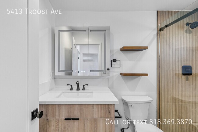 Building Photo - 5413 Troost Ave