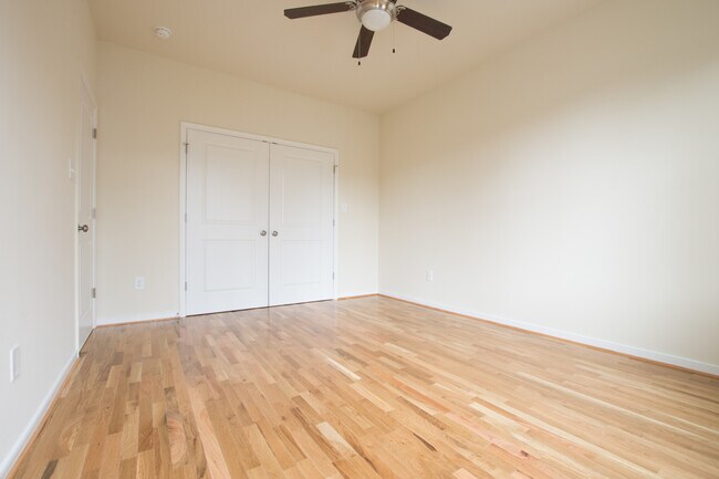 Building Photo - 2310 Venable St