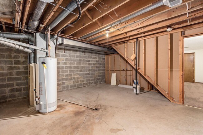Building Photo - 4847 Dierker Rd