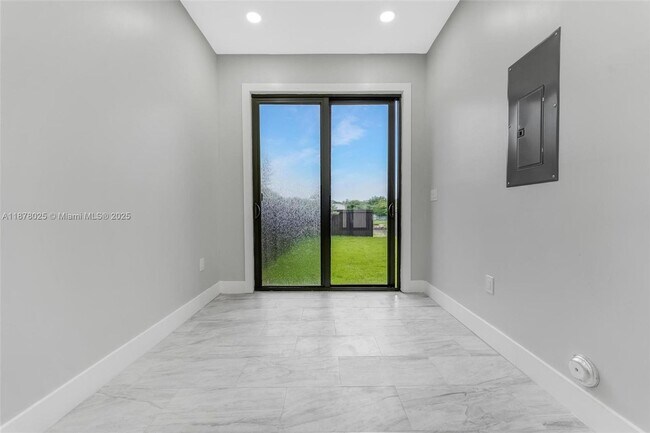 Building Photo - 1962 NW 107th St