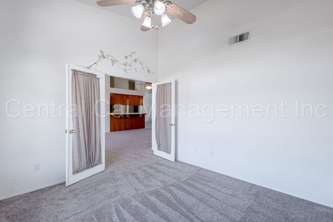 Building Photo - 3 Bedroom + Office, 2 Bath Home with Solar...