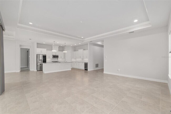 Building Photo - 11890 SW 33rd Ln