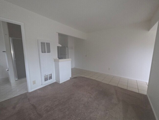 Building Photo - Small Cozy 1 Bedroom 1 Bath in Central Ojai