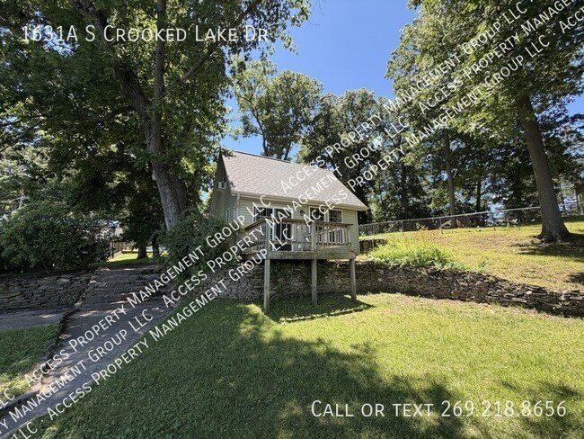 Building Photo - 1631A S Crooked Lake Dr-