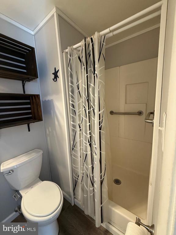 Building Photo - 5079 Macnamara Dr