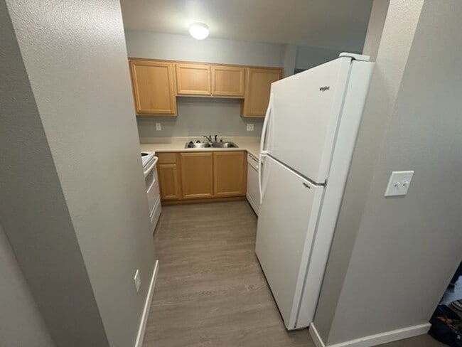 Building Photo - Belleau Woods: Your Home is Waiting!