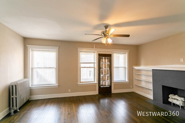 Building Photo - 5417 S Drexel Ave