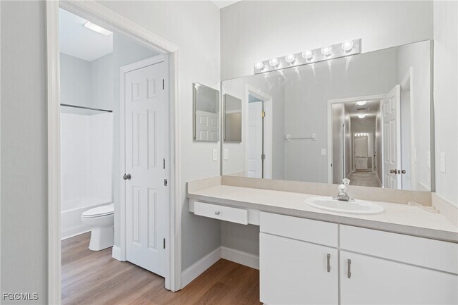 Building Photo - 16905 Colony Lakes Blvd