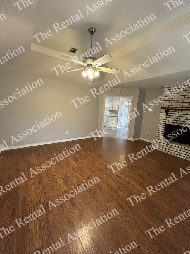 Building Photo - 103 Liner Dr