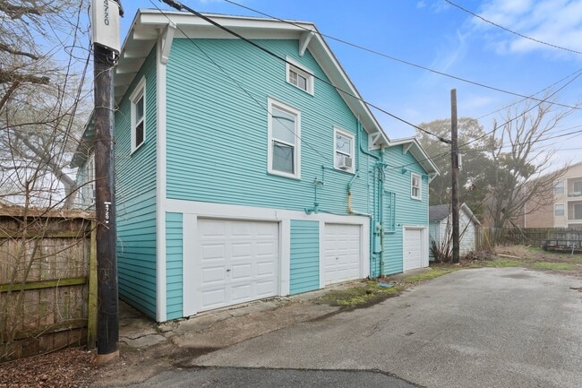 Building Photo - 4728 Avenue R 1/2