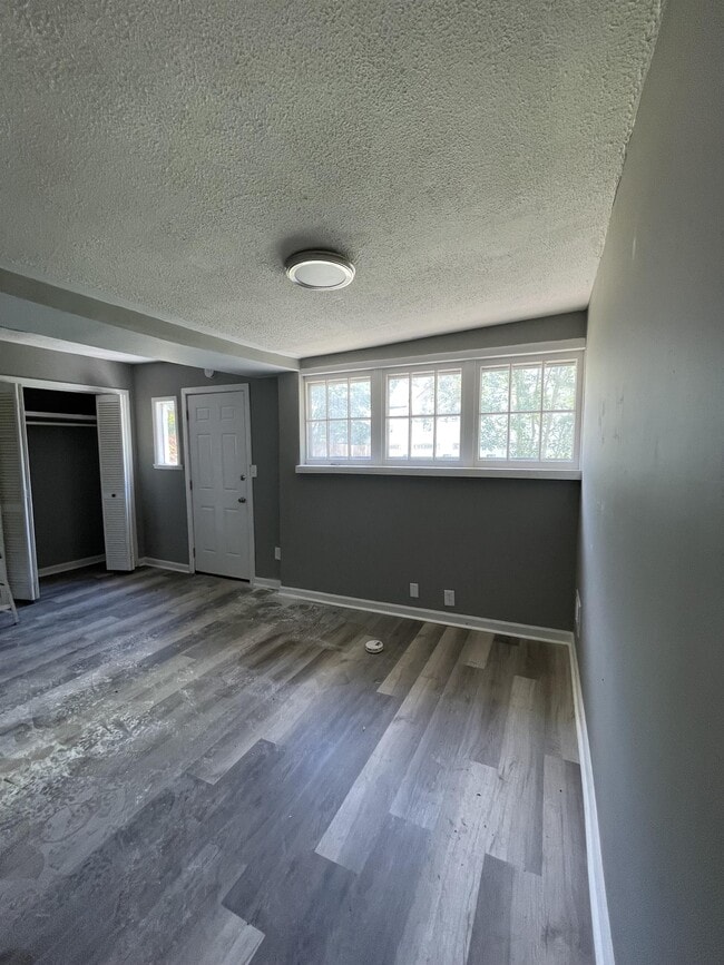 Building Photo - 1204 Wheeler Ave