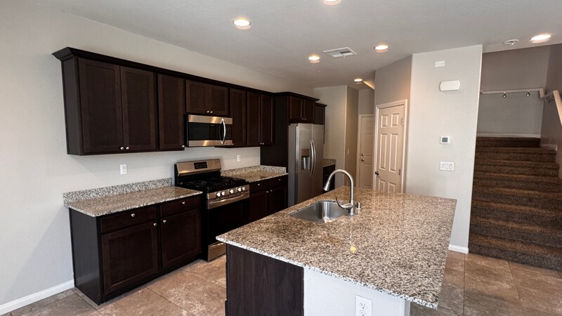 Building Photo - 2296 Sky Island Dr