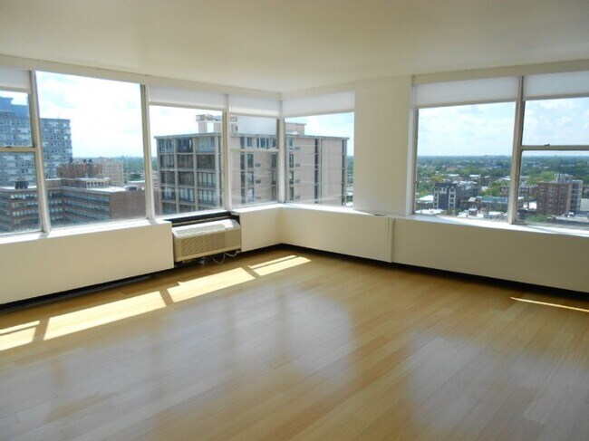 Building Photo - N Sheridan