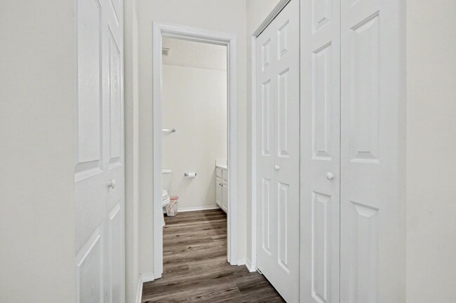 Building Photo - 113 Olde Towne Way