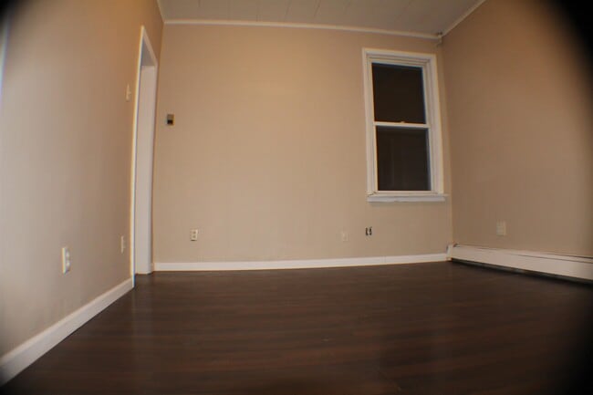 Building Photo - 22 E 29th St