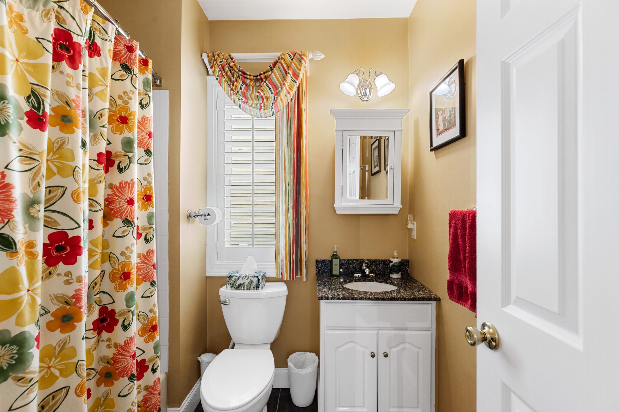 Building Photo - 46 Yale Ave