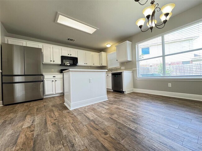 Primary Photo - 1501 Van Horn Dr