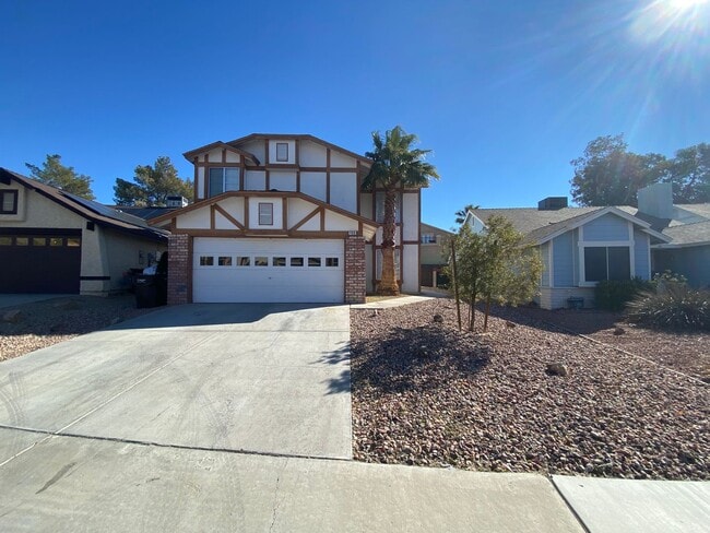 Primary Photo - Great 3 Bedroom Henderson Home with Pool!