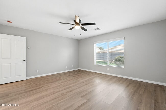 Building Photo - 3735 E Rousay Dr