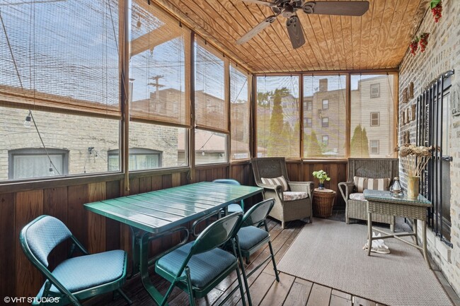 Building Photo - 5146 N Leavitt St