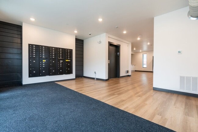 Building Photo - The Delaware: 2-Bedroom Apartment