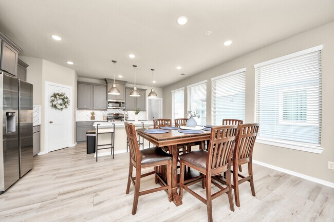 Building Photo - 15850 Black Grouse Dr