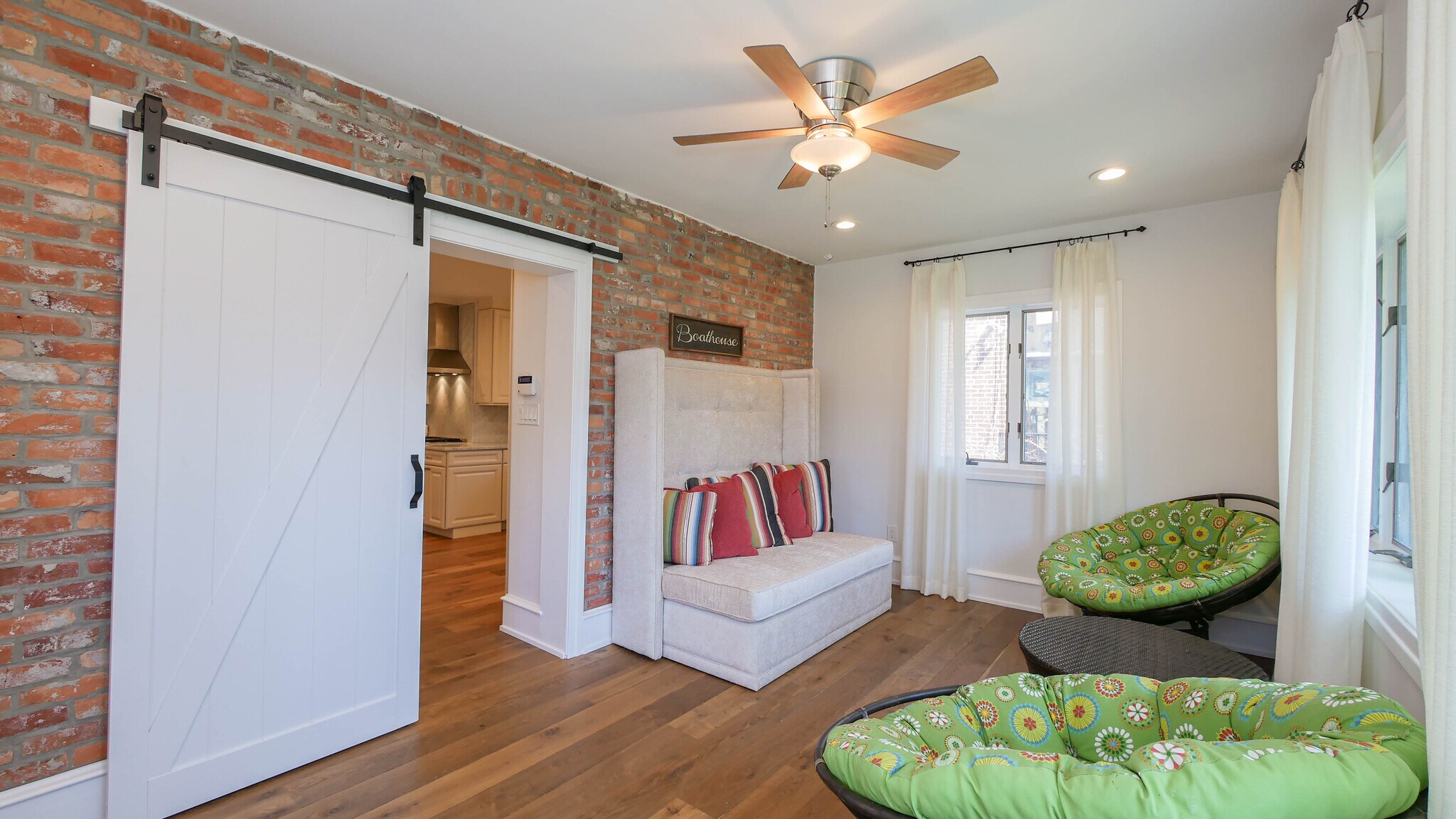 Building Photo - 6104 Ventnor Ave